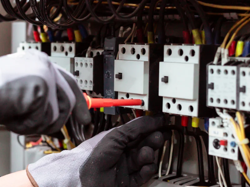 impianti-elettrici-industriali-automazioni-modena